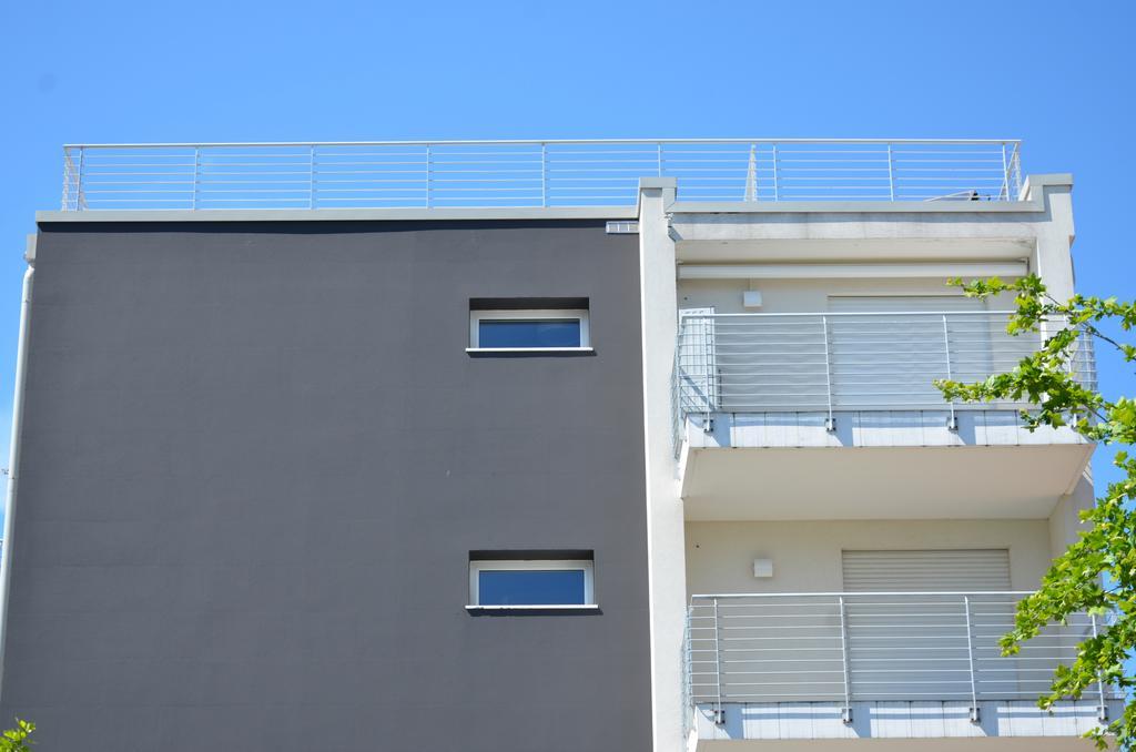 Soleis Sea View Spa Apartment Lignano Sabbiadoro Eksteriør billede